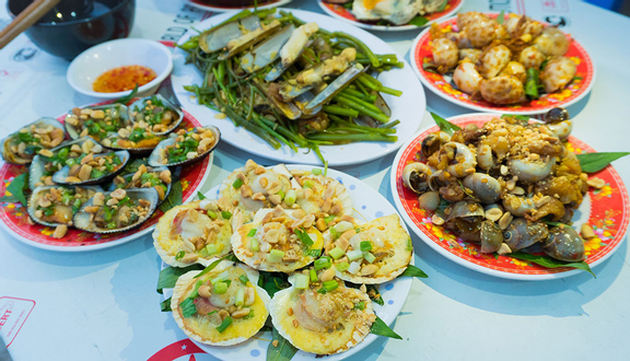 930 Hồng Lầu - Quán Hải Sản & Ốc
