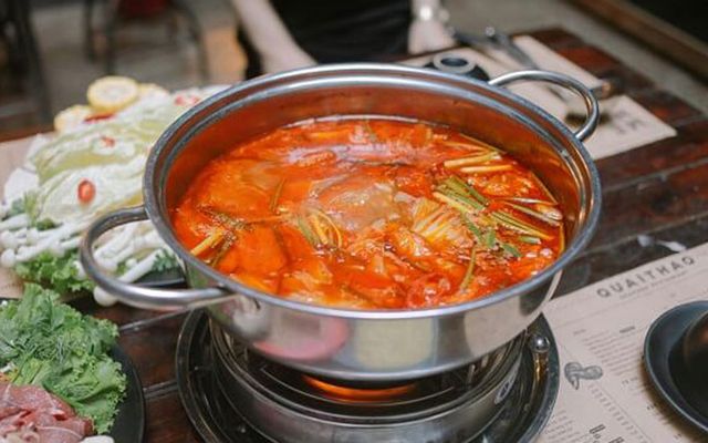 6 Xị (5 Lợi) - Lẩu & Các Món Hải Sản