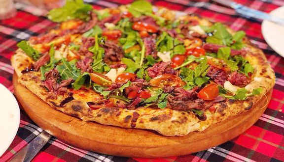 365 Degrees Pizzeria & Bar