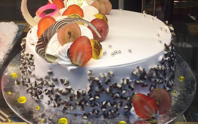 365 Bakery