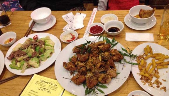 Lẩu Nấm & Mì Vằn Thắn Tân Tân - Cao Bá Quát
