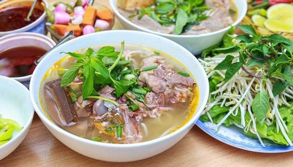 Phở bò viên