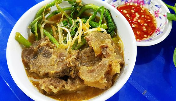 Cơm chiên trứng.