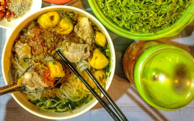 Sóc - Bún Riêu 20K & Lẩu Riêu