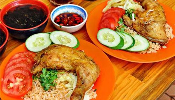 Cơm gà đùi lớn