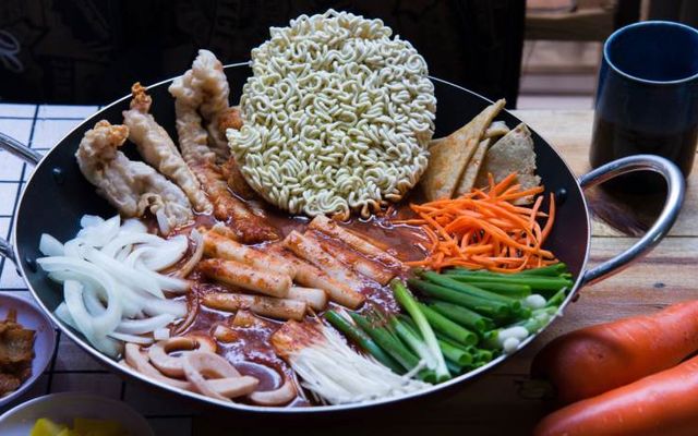 BEEF - Cơm Cuộn Bò Bít Tết - kimbab beef steak