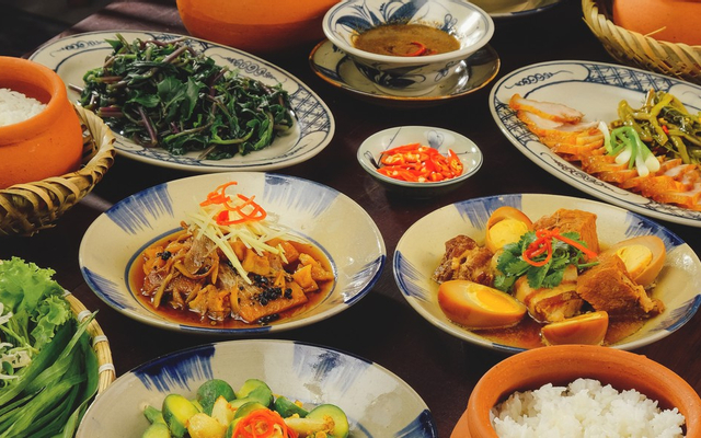 Ếch xào lá lốt dọc mùng