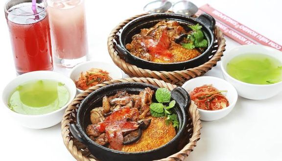 Cơm Niêu Gà Sốt Nấm 1 Mặt Cháy
