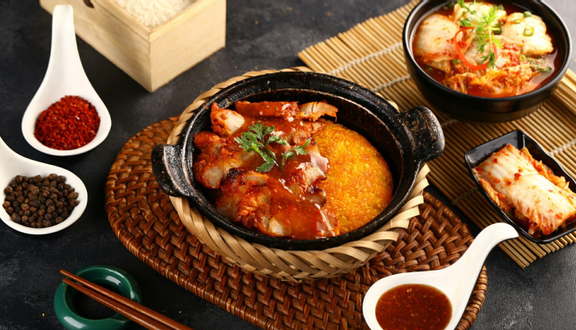 Cơm Niêu Bò Sốt Tiêu Đen - 2 Mặt Cháy