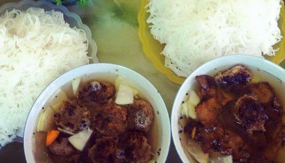 Quang Anh - Bún Chả & Bún Nem