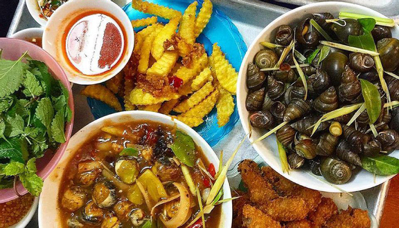 Quán Sinh Viên - Ốc, Chè & Các Món Ăn Vặt