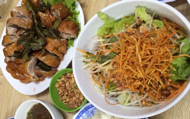 Củi Đậu, Dưa Chuột