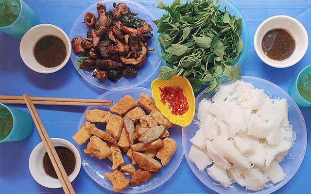 Quán Giang - Bún Đậu Lòng Rán