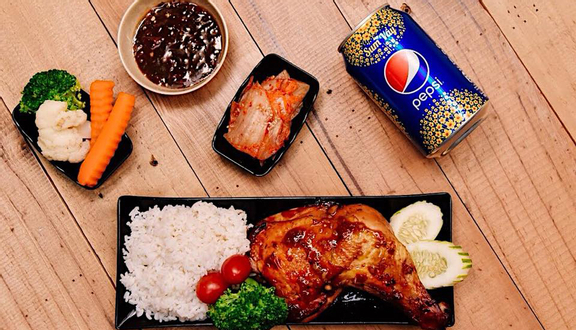 Cơm Gà Cây Xăng - Tạ Quang Bửu