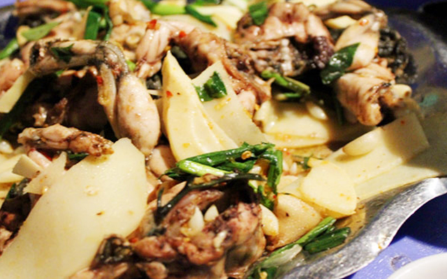 Ếch Tẩm Bột