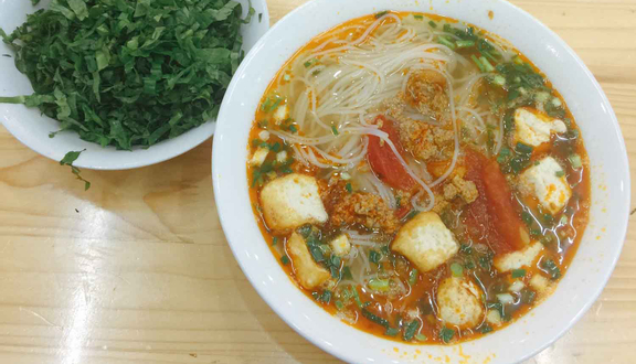 Quán Bà Nguyệt - Bún & Món Ăn Vặt