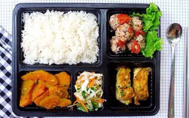 Cơm đảo gà rang