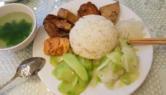 Lẩu Nấm Lớn