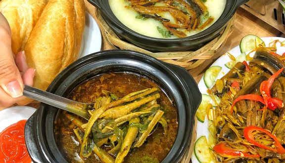 Súp Lươn Mềm To + Bánh Mì