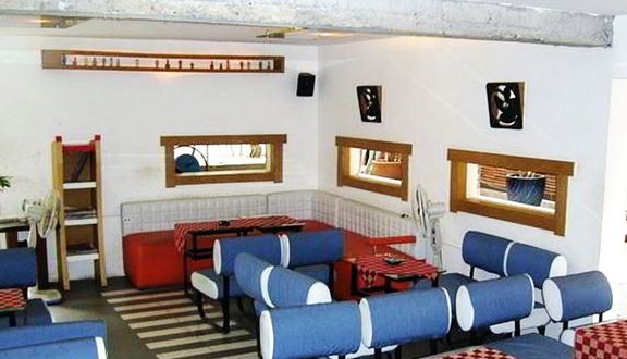 Phú Sĩ Cafe