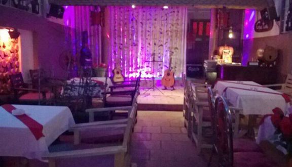 Phòng Trà Guitar House