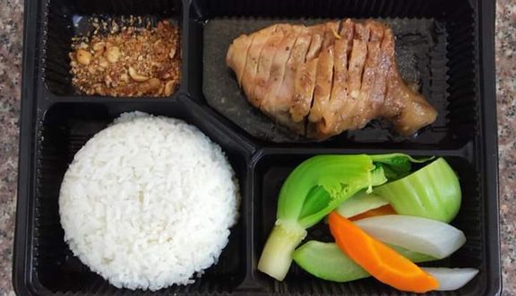 Cơm Trắng Sườn Nướng - Kim Chi