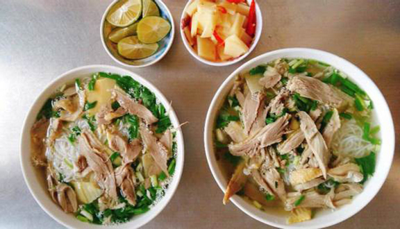 Phương Linh - Bún Miến Ngan, Bánh Cuốn Nóng & Gà Tần