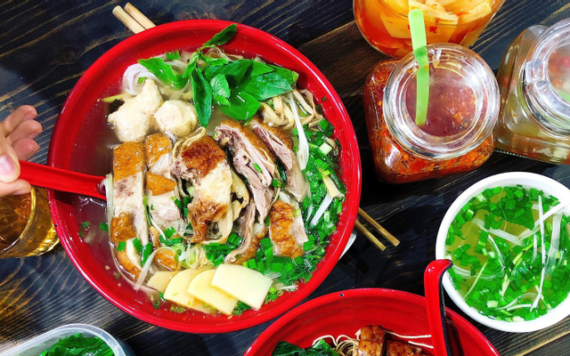 Set Ngan Hấp