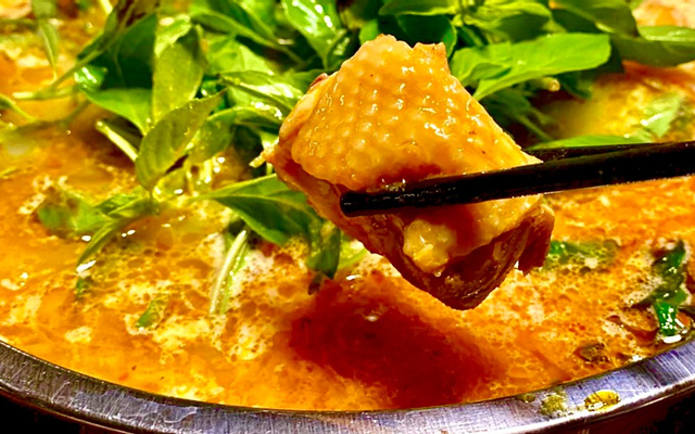 Tôm Tú Cầu