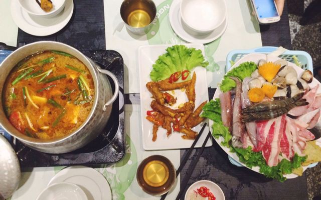 Lạp Sườn Tươi Nướng Hồng Kông