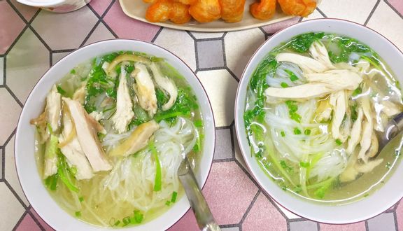 Phở Gà - Lạc Long Quân