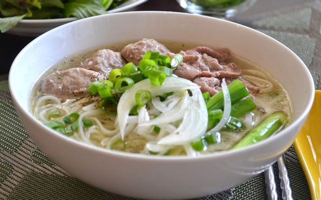 Phá Lấu - Phở Bò