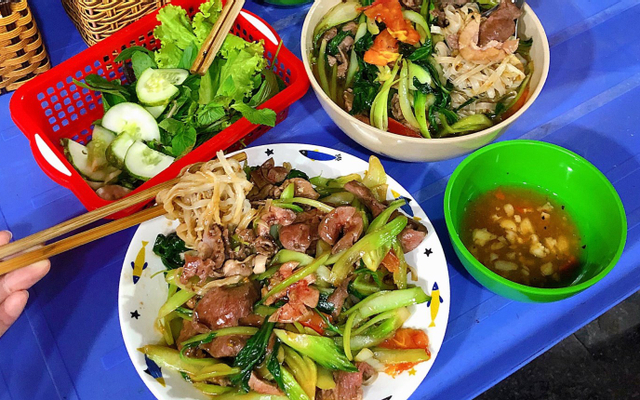 Phở Gà Bò, Phở Xào & Phở Áp Chảo - Hàng Đậu