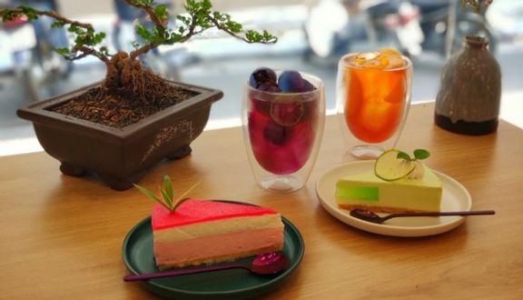 Trà Đậu Biếc Machiato