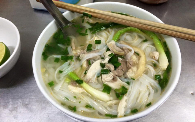 Phở, Bún & Các Món Bình Dân - Trần Cung