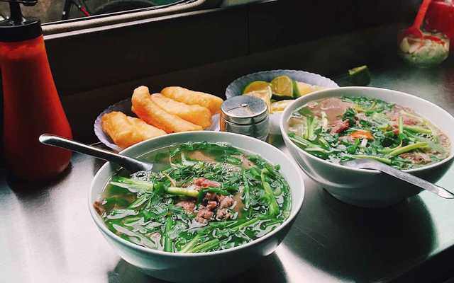 Phở Tái Gân