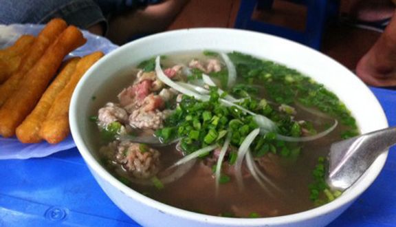 Phở Bò Gia Lượng - Hoàng Công Chất