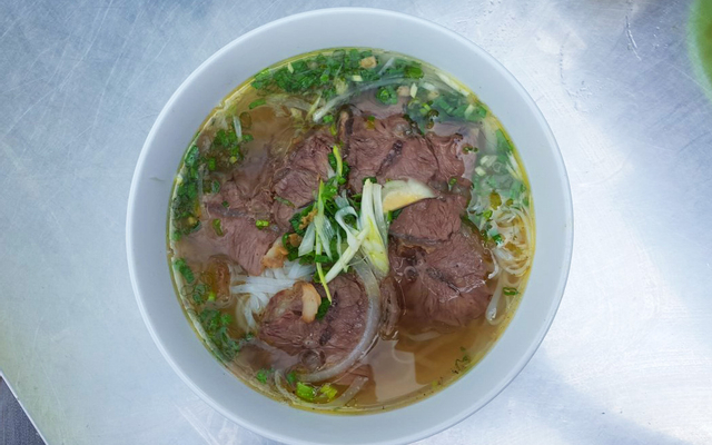 Cơm Rang Đùi Gà Sốt Nấm