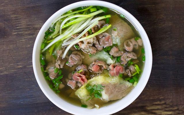 Phở Bò Tái Chín