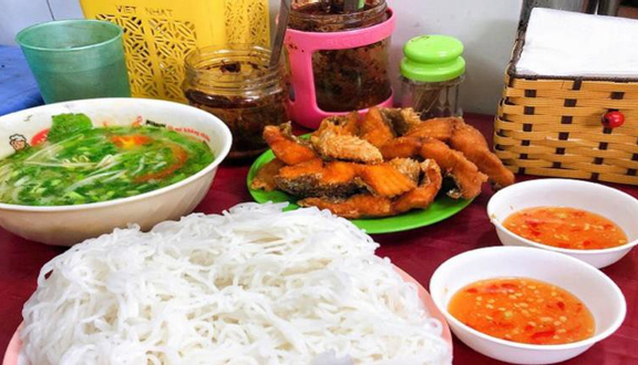 Chân gà rang muối