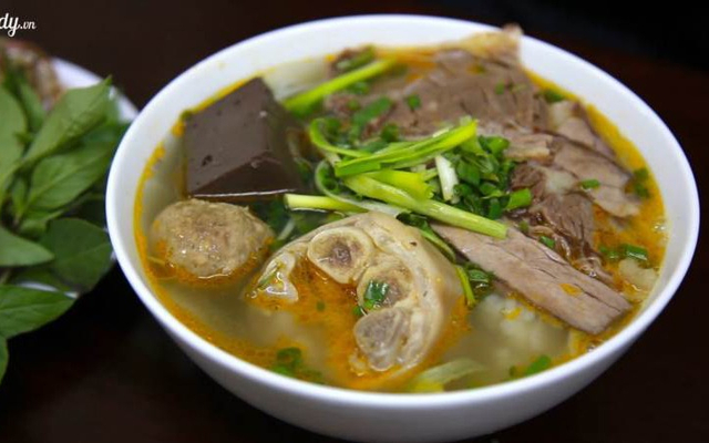 Bún Bò Huế O Xuân - Quang Trung