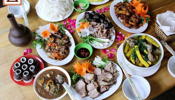 Gà Ri Nướng Mắc Khén Nửa Con