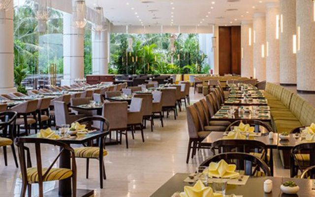 Nha Trang Bay Buffet - Vinpearl Premium Nha Trang Bay