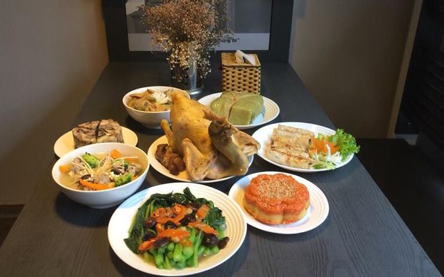 Nhà Hàng 2D - Tasty Vietnamese Cuisine