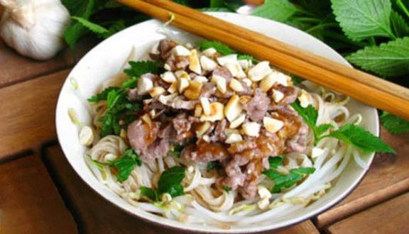 Phở Gà Ta Trộn