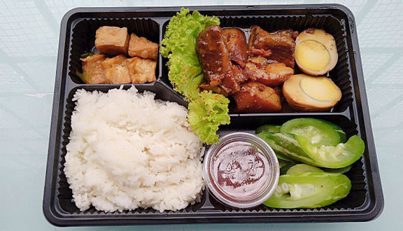 Cơm Thịt Heo Xém Cạnh
