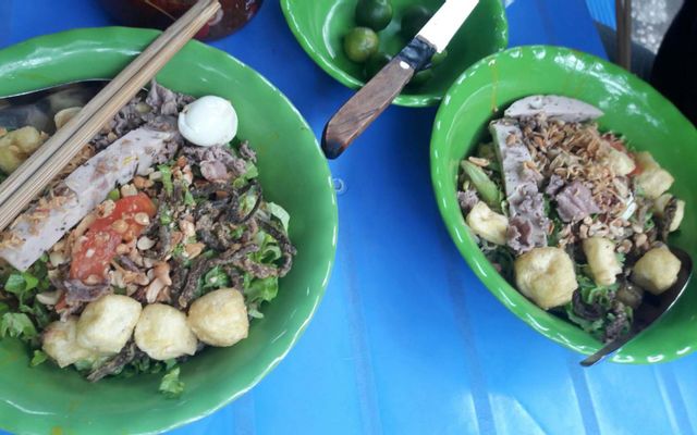 Nga Thoan - Bánh Đa Trộn & Miến Trộn