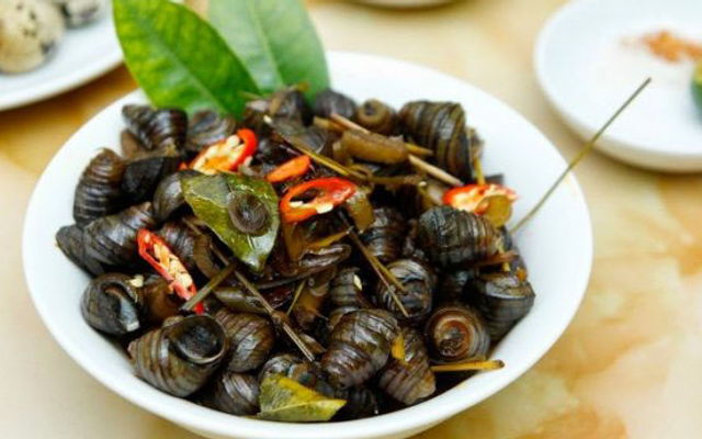 Nga Ốc - Chợ Nam Đồng