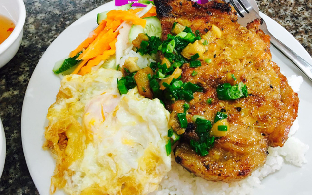 Cơm Sườn Bì Chả