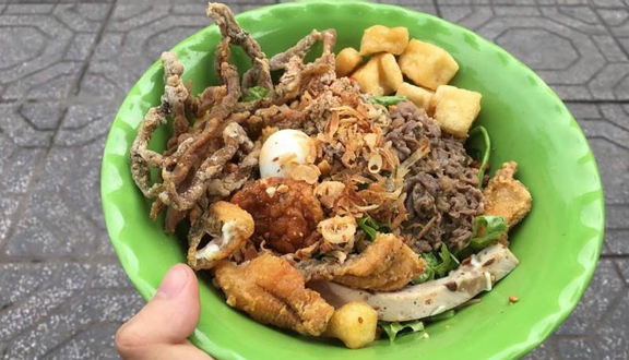 Combo  02 Miến Trộn Bò,Giò,Đậu + 02 Coca